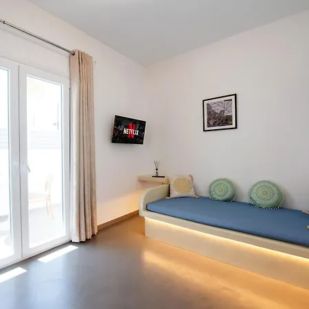 Eutixia House Apartment *