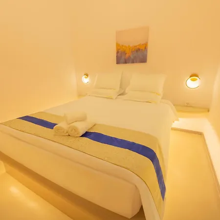Eutixia House Apartment